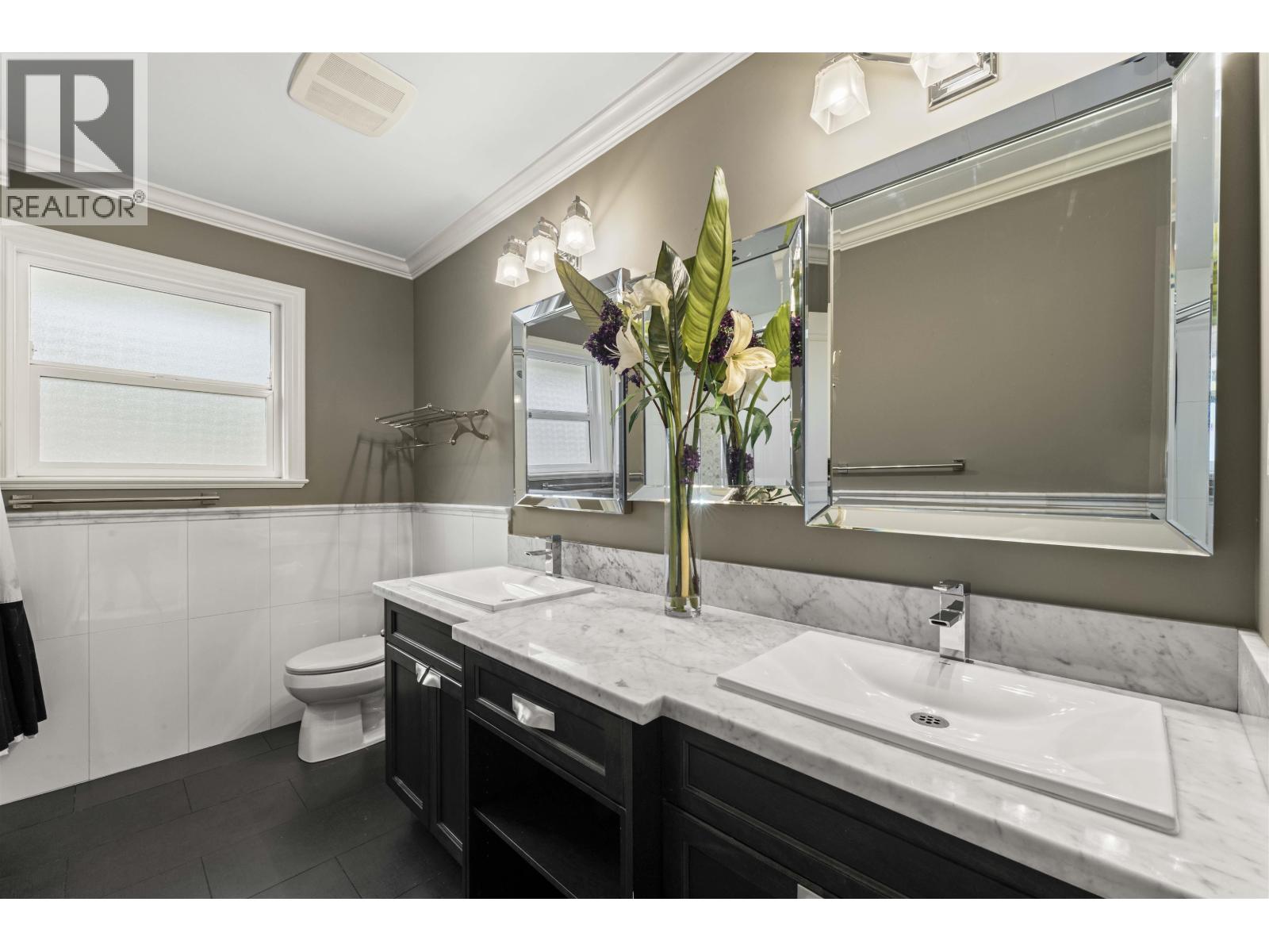 3172 HALLAM COURT, Coquitlam
