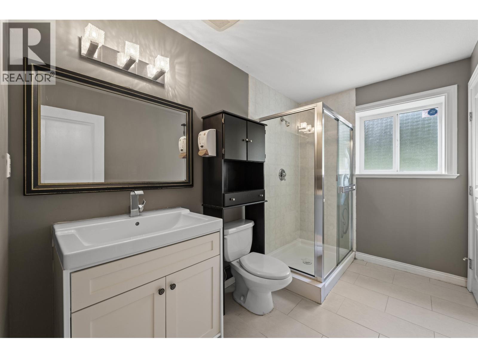 3172 HALLAM COURT, Coquitlam