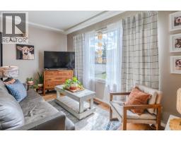 797 Forestbrook Drive, Penticton, BC V2A2E6 Photo 9