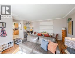 797 Forestbrook Drive, Penticton, BC V2A2E6 Photo 11