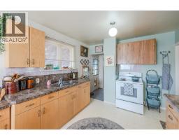 797 Forestbrook Drive, Penticton, BC V2A2E6 Photo 18