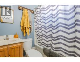 797 Forestbrook Drive, Penticton, BC V2A2E6 Photo 25