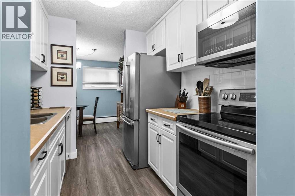 #102 723 57 Avenue SW - 11