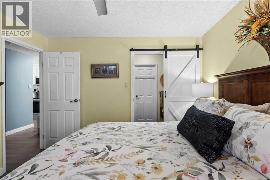 #102 723 57 Avenue SW - 21