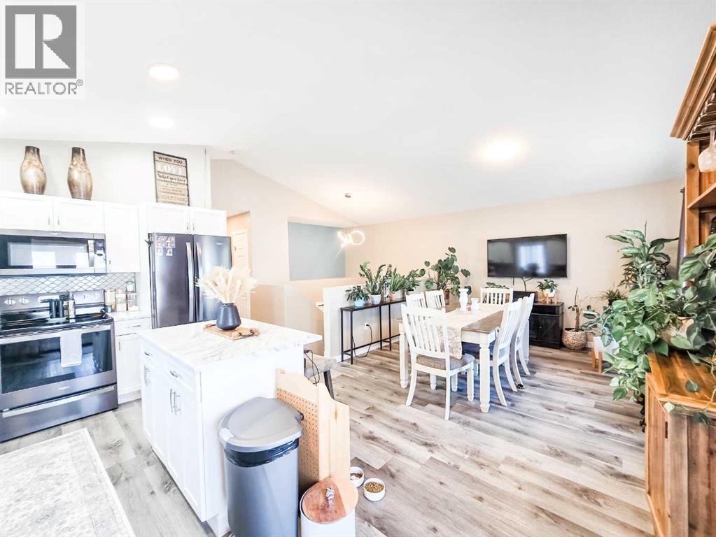 4819 17 Avenue - 4