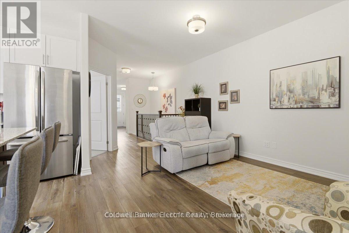 #14 80 MARSH AVENUE - 13