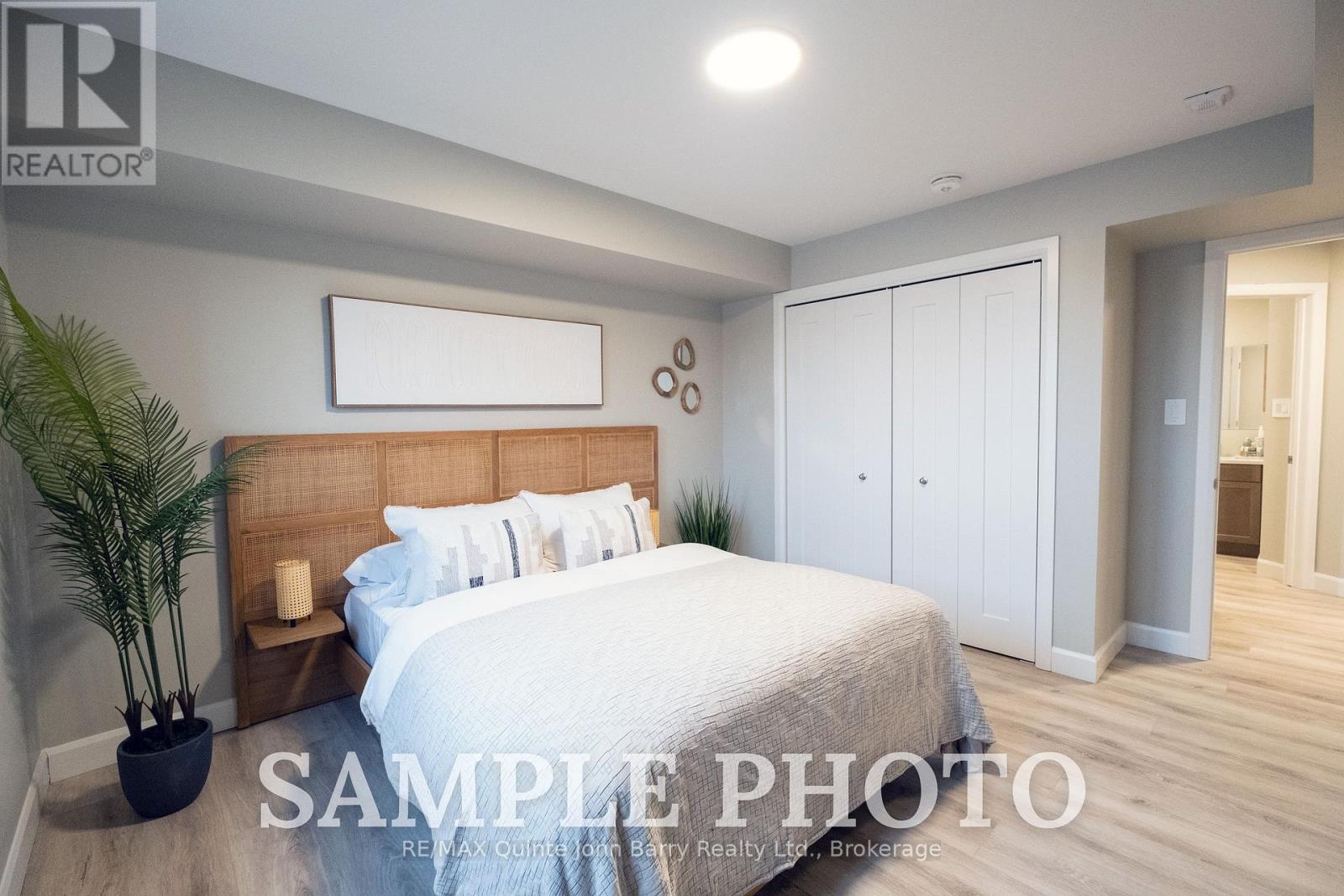 101-10 HILLSIDE MEADOW DRIVE - 11