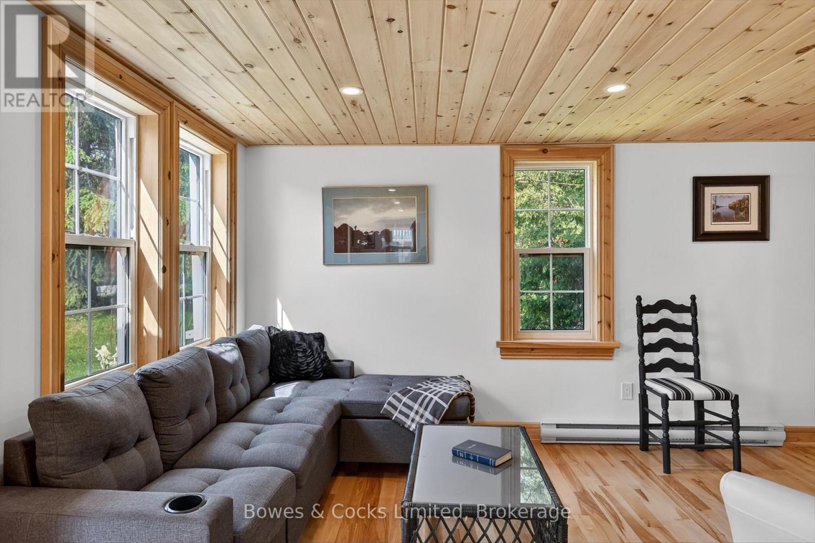 49 LONG BEACH ROAD - 10