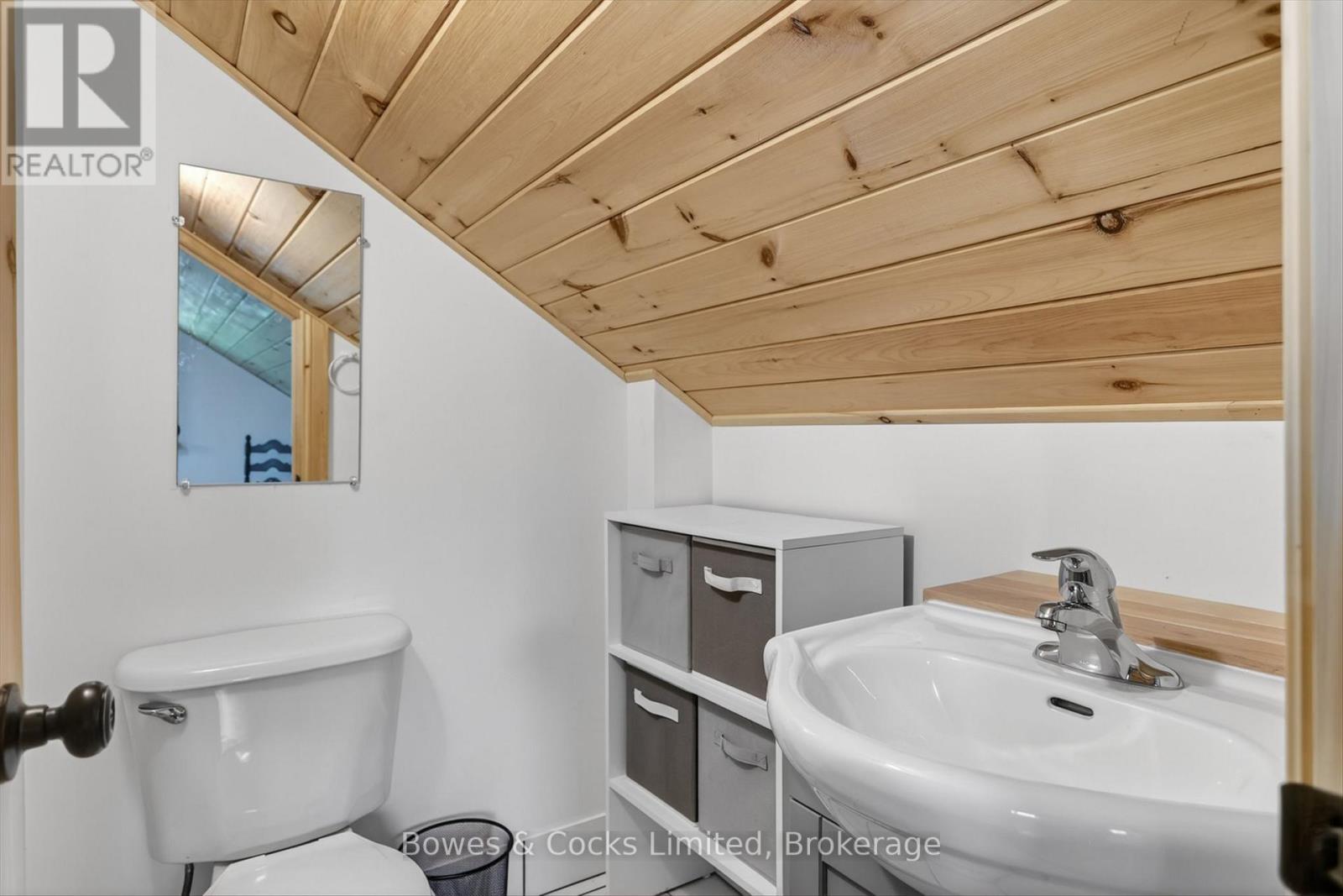 49 LONG BEACH ROAD - 26