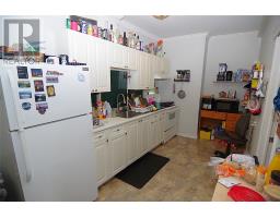 41 Monroe Street thumbnail 17