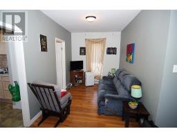 41 Monroe Street thumbnail 7