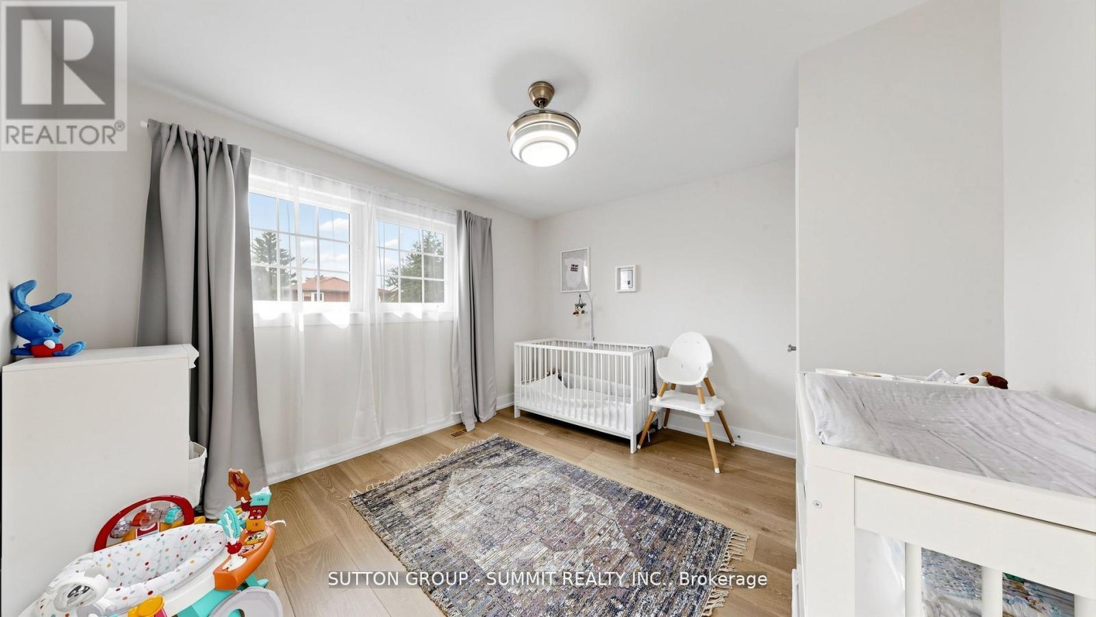 2427 RAVENSTHORPE CRESCENT - 29