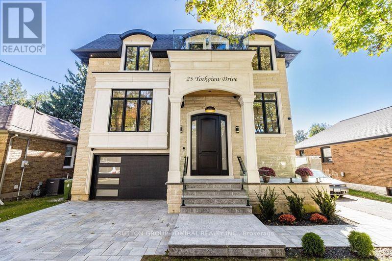 25 YORKVIEW DRIVE - 1