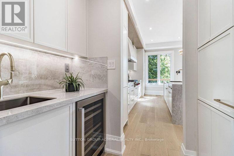 25 YORKVIEW DRIVE - 14
