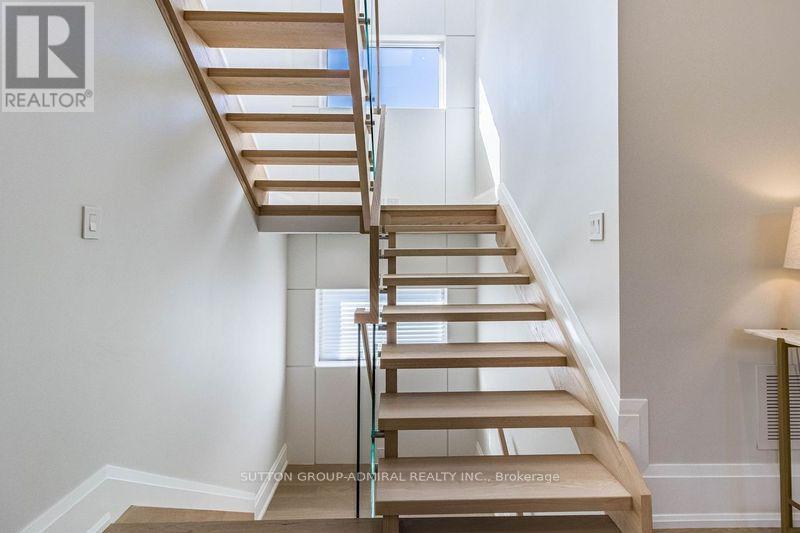 25 YORKVIEW DRIVE - 17
