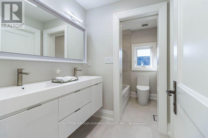 25 YORKVIEW DRIVE - 28