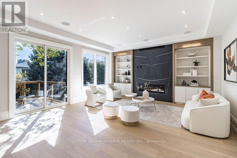 25 YORKVIEW DRIVE - 7