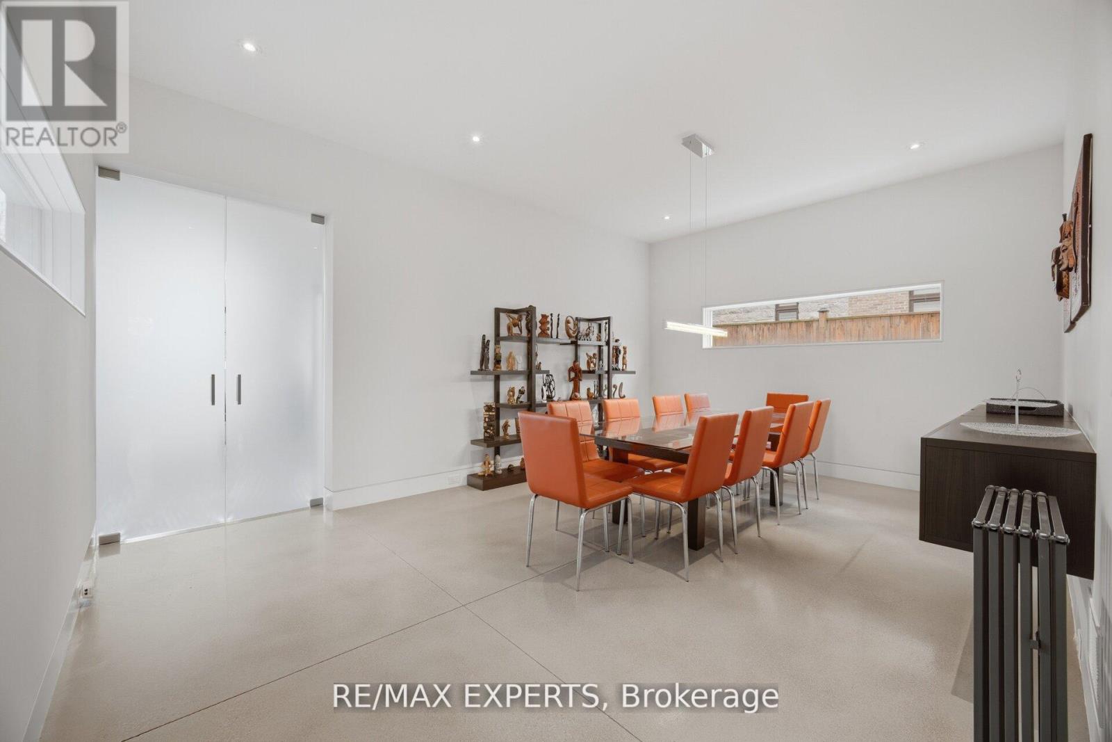 1527 GLENHILL CRESCENT - 15