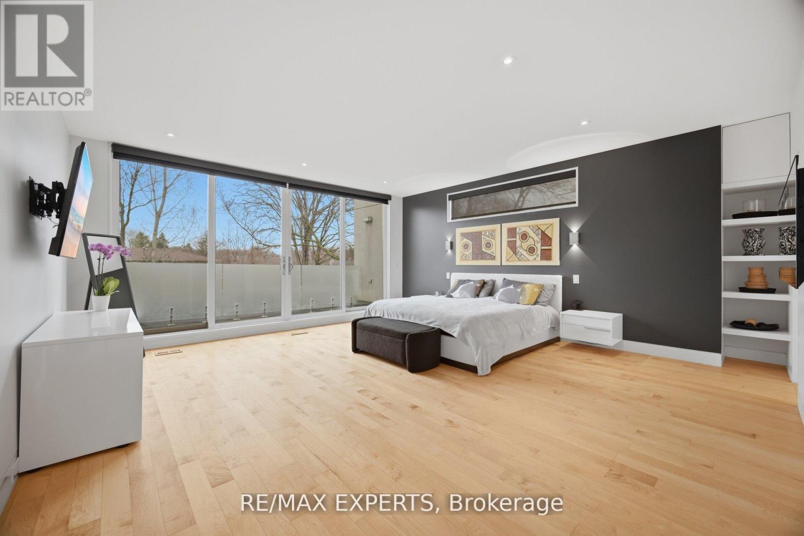 1527 GLENHILL CRESCENT - 25
