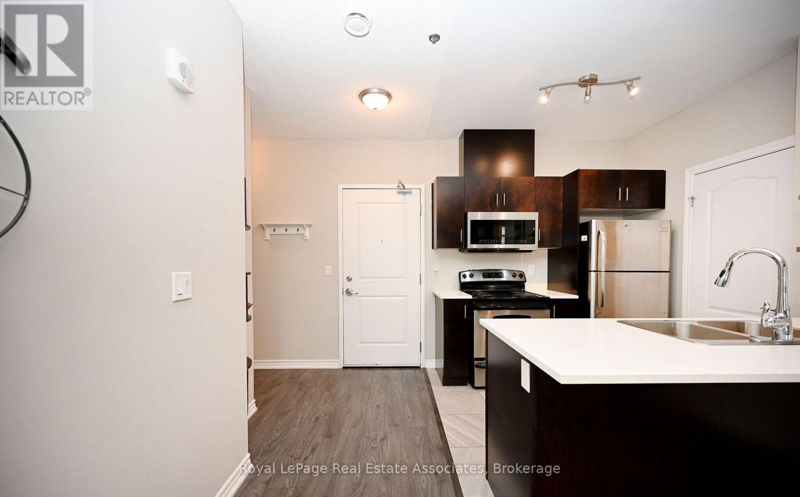 #209 1370 COSTIGAN ROAD - 10