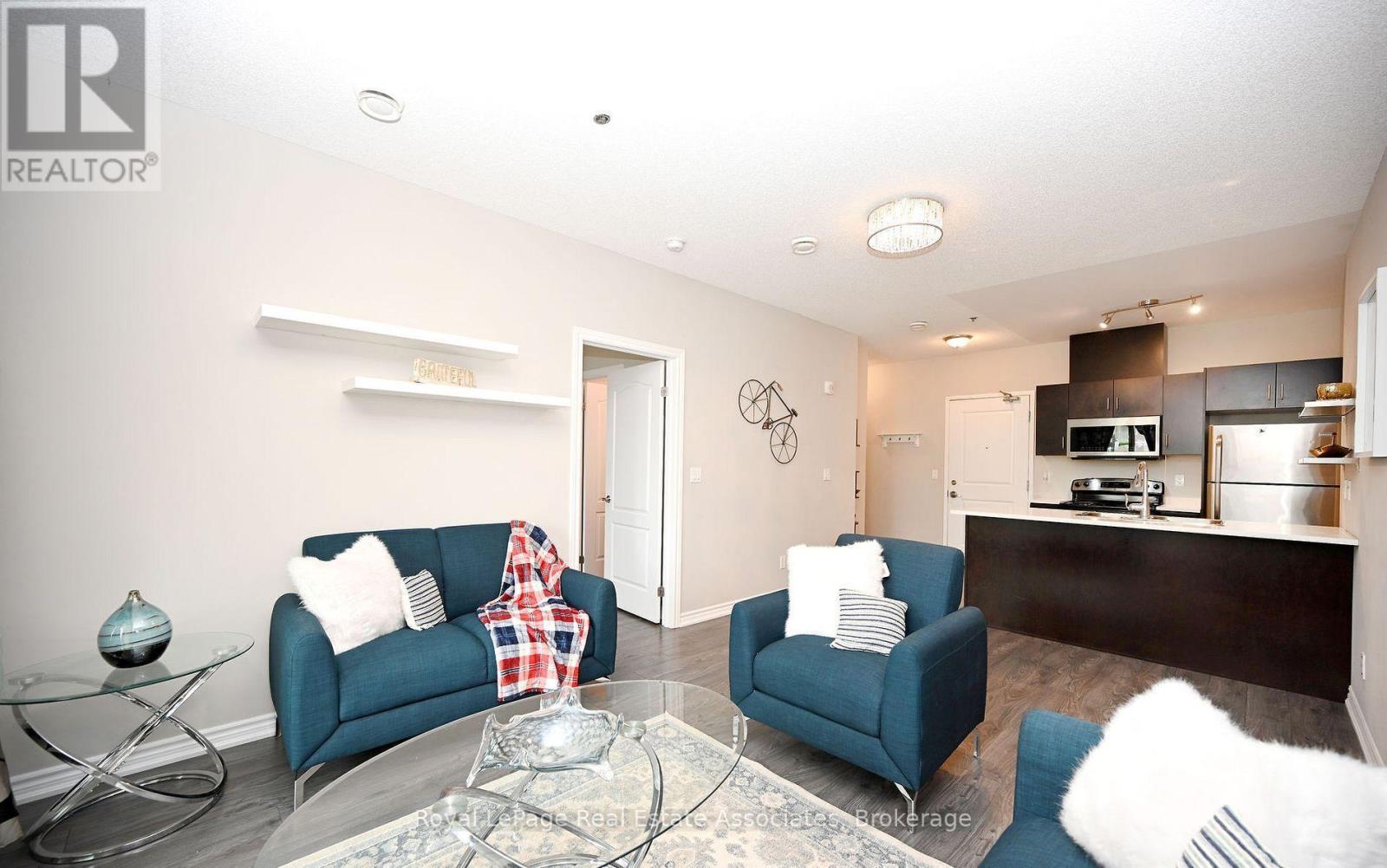 #209 1370 COSTIGAN ROAD - 14