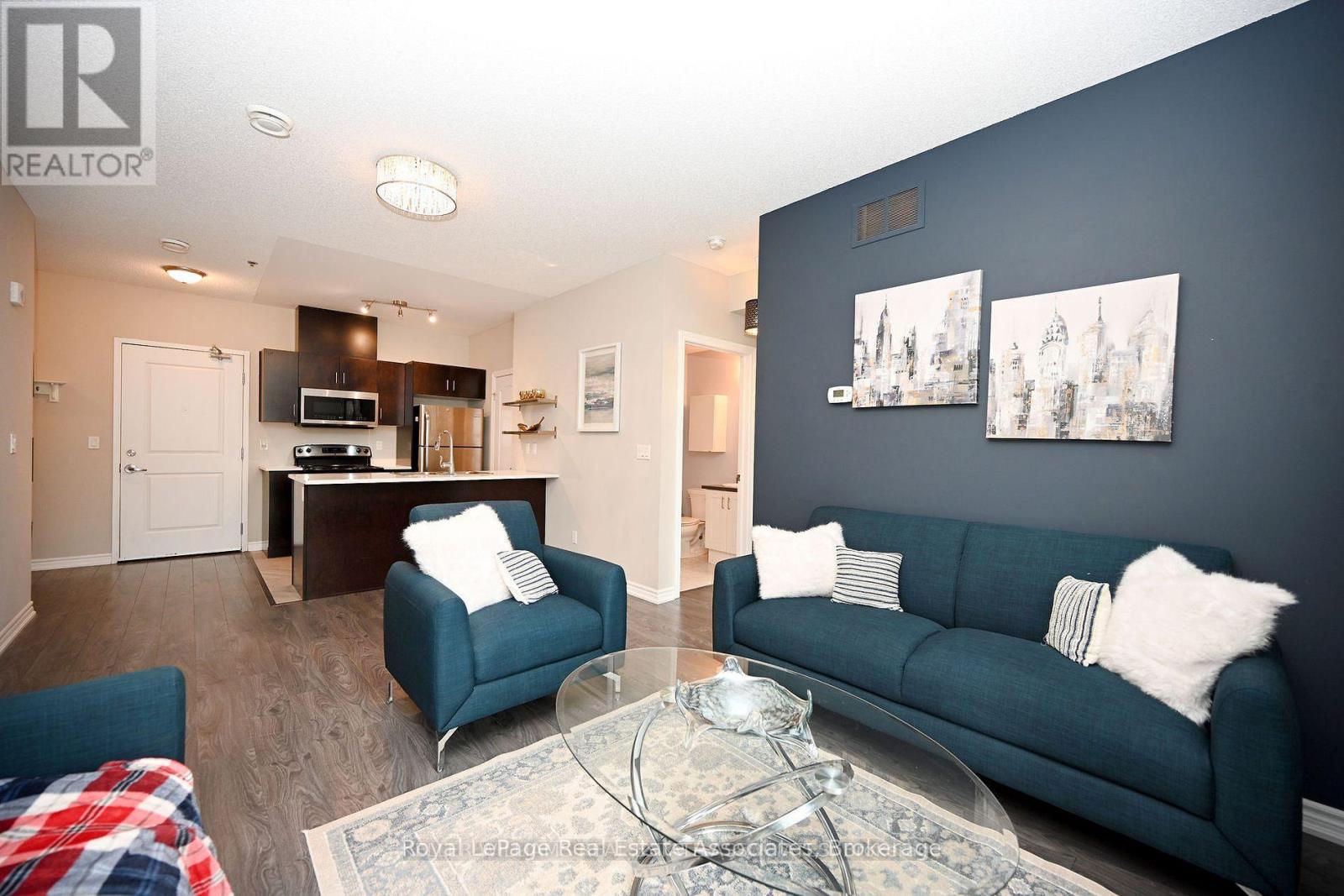 #209 1370 COSTIGAN ROAD - 15