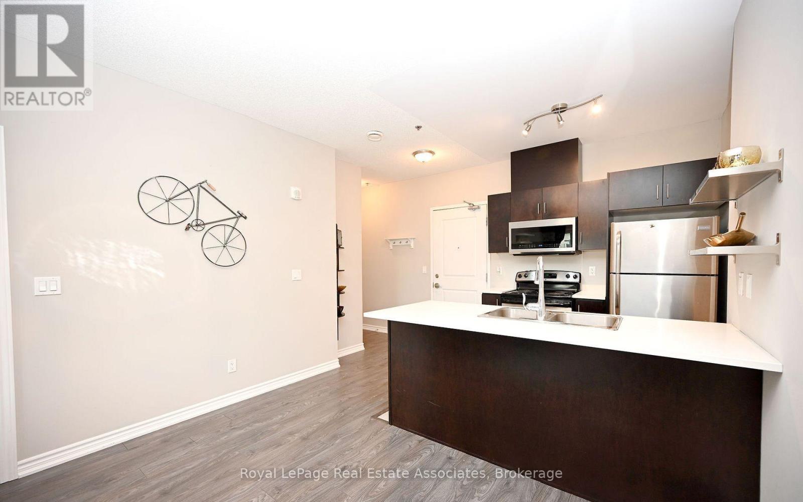 #209 1370 COSTIGAN ROAD - 17