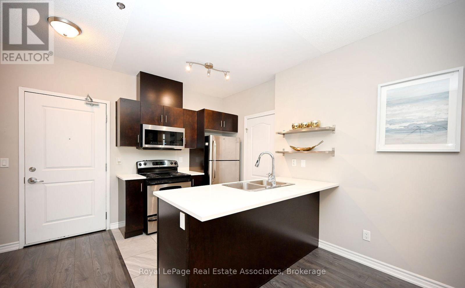 #209 1370 COSTIGAN ROAD - 19
