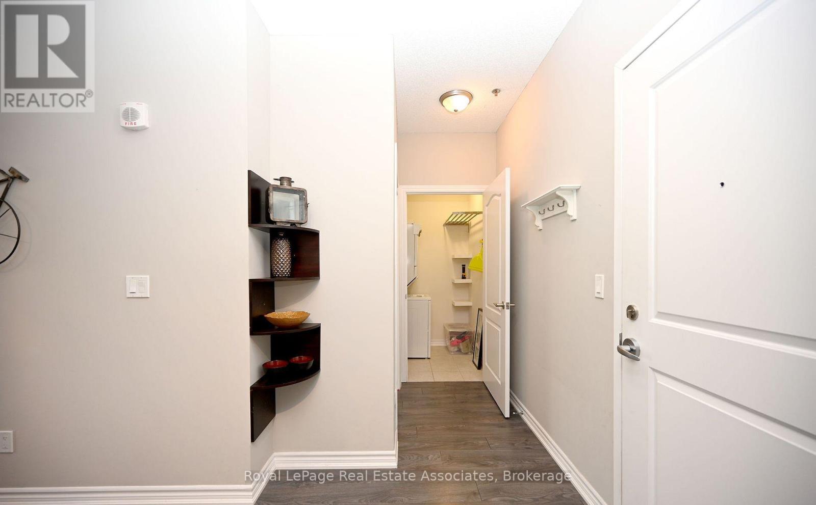 #209 1370 COSTIGAN ROAD - 36