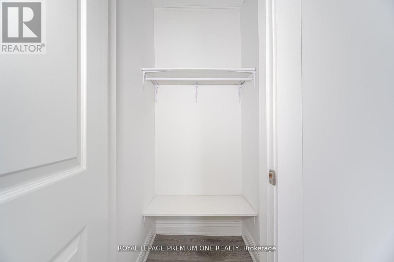 71 MILL STREET S - 24