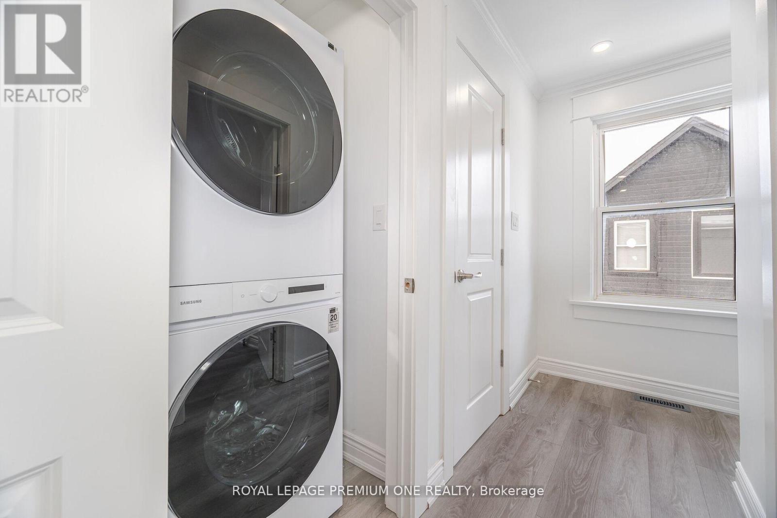 71 MILL STREET S - 31