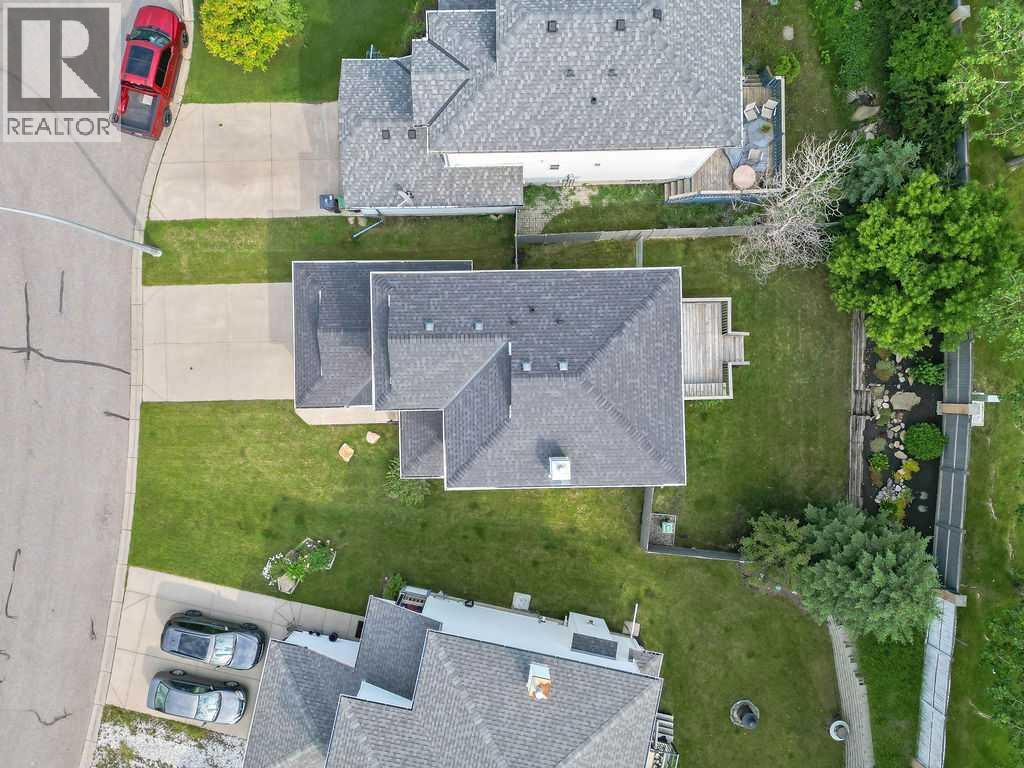 34 Alcock Close — photo 38
