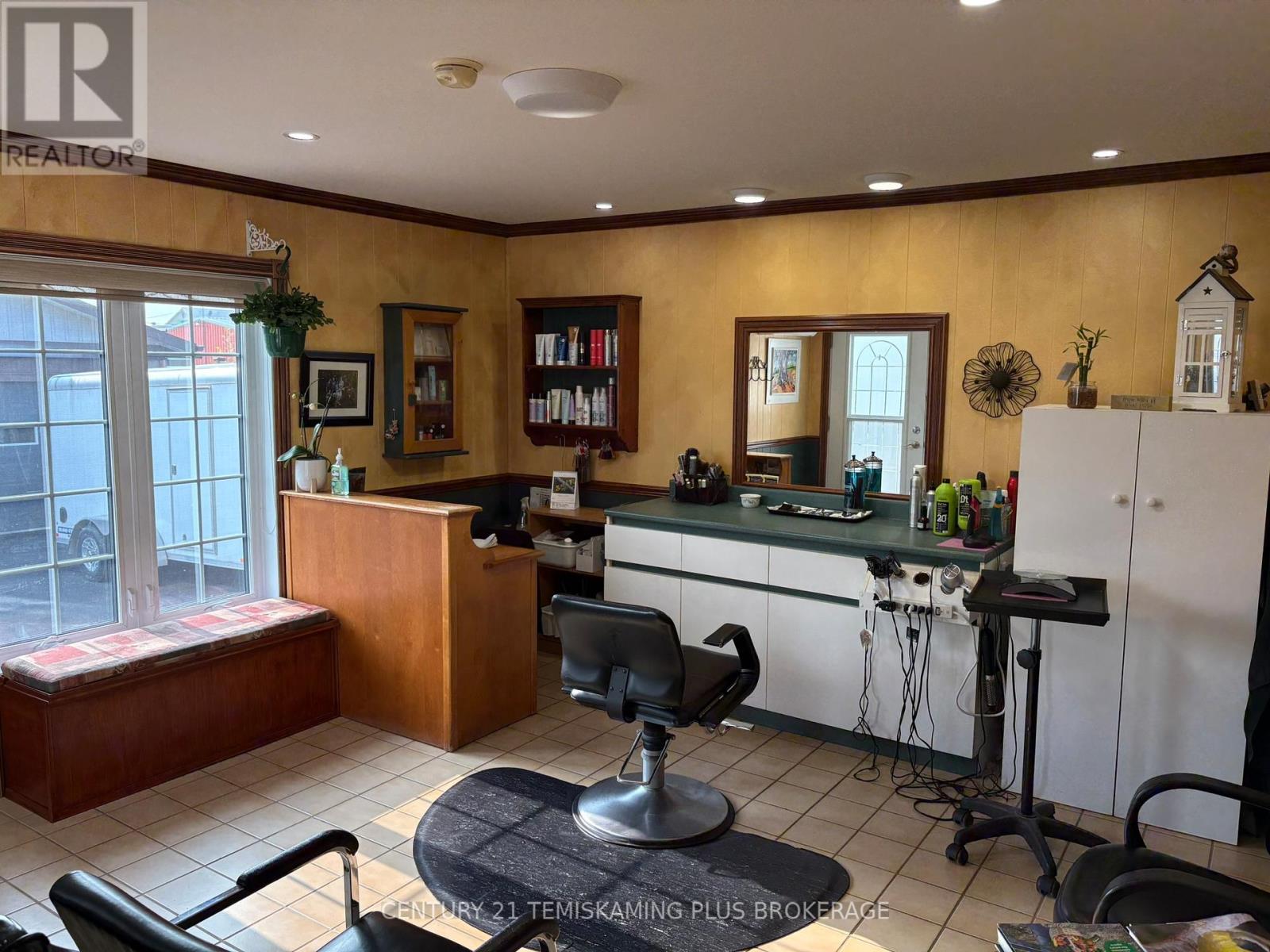 226 LAURETTE STREET - 22