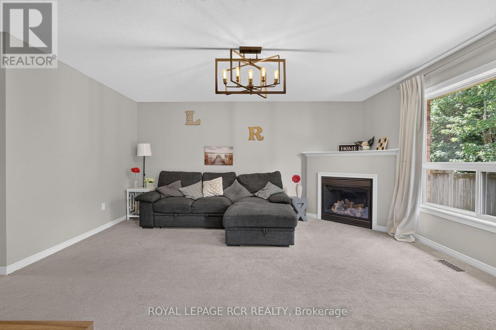 224 MURIEL STREET - 11