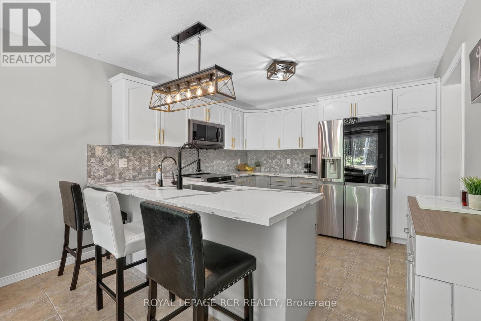 224 MURIEL STREET - 17