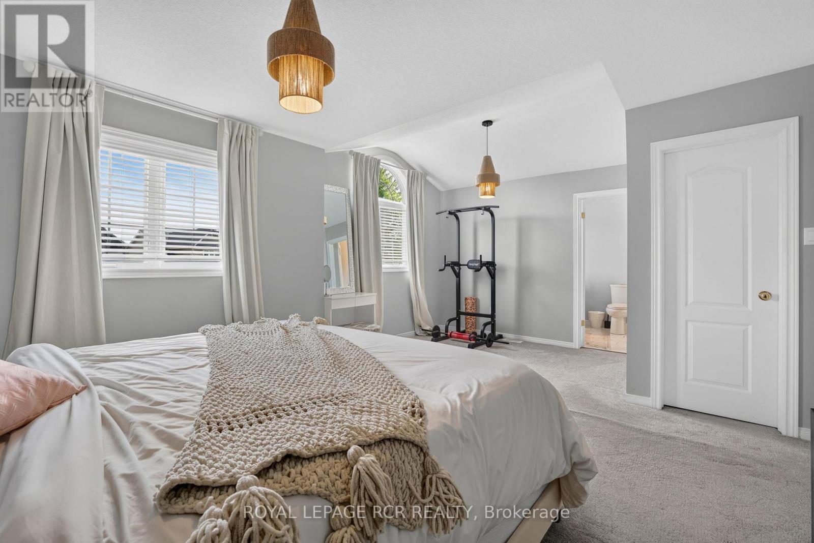 224 MURIEL STREET - 21