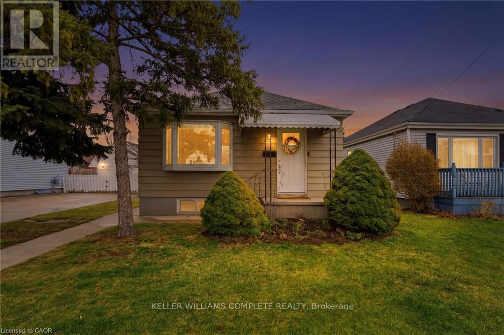 Photo of 547 COCHRANE Road