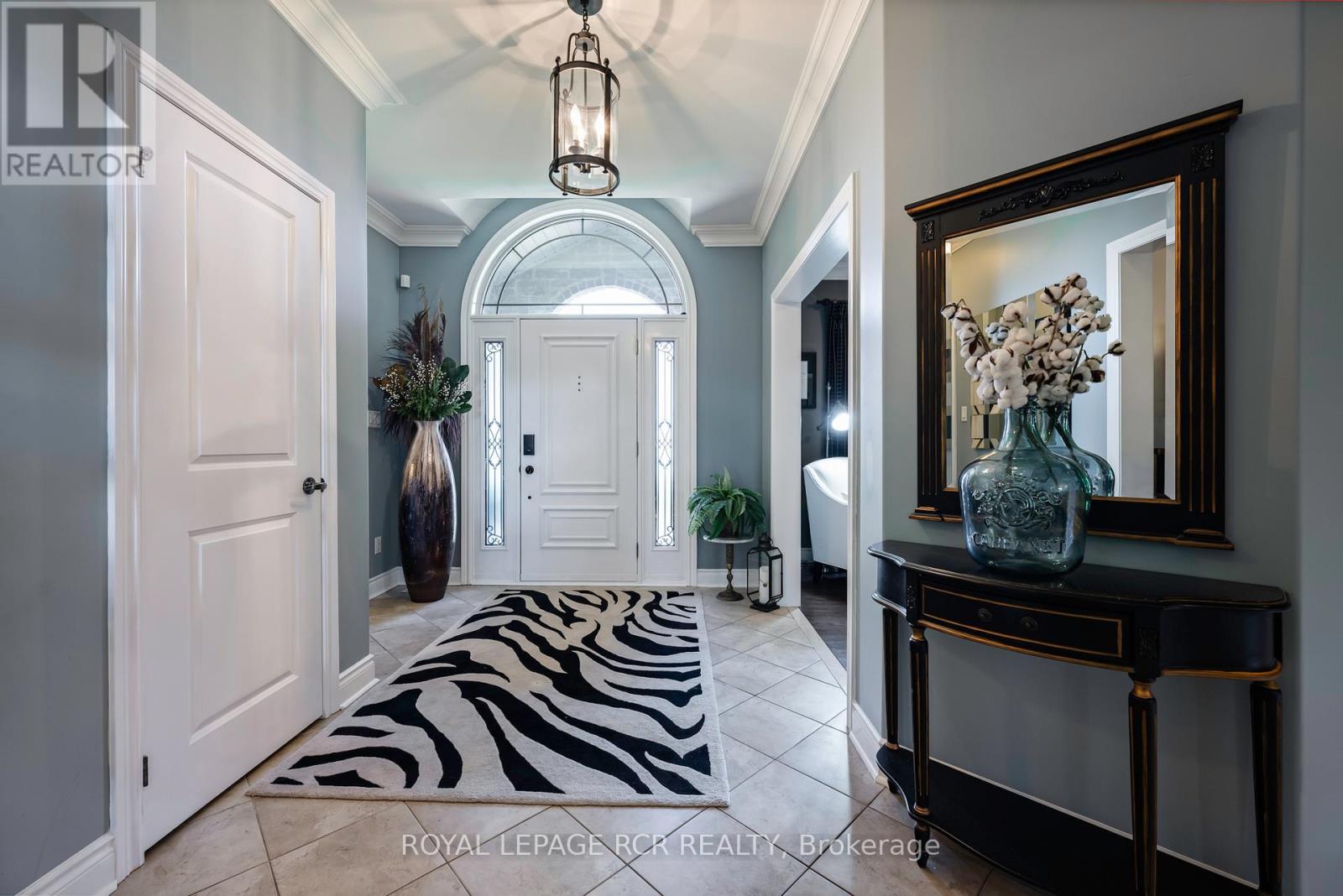 6 BROOKHAVEN CRESCENT - 10