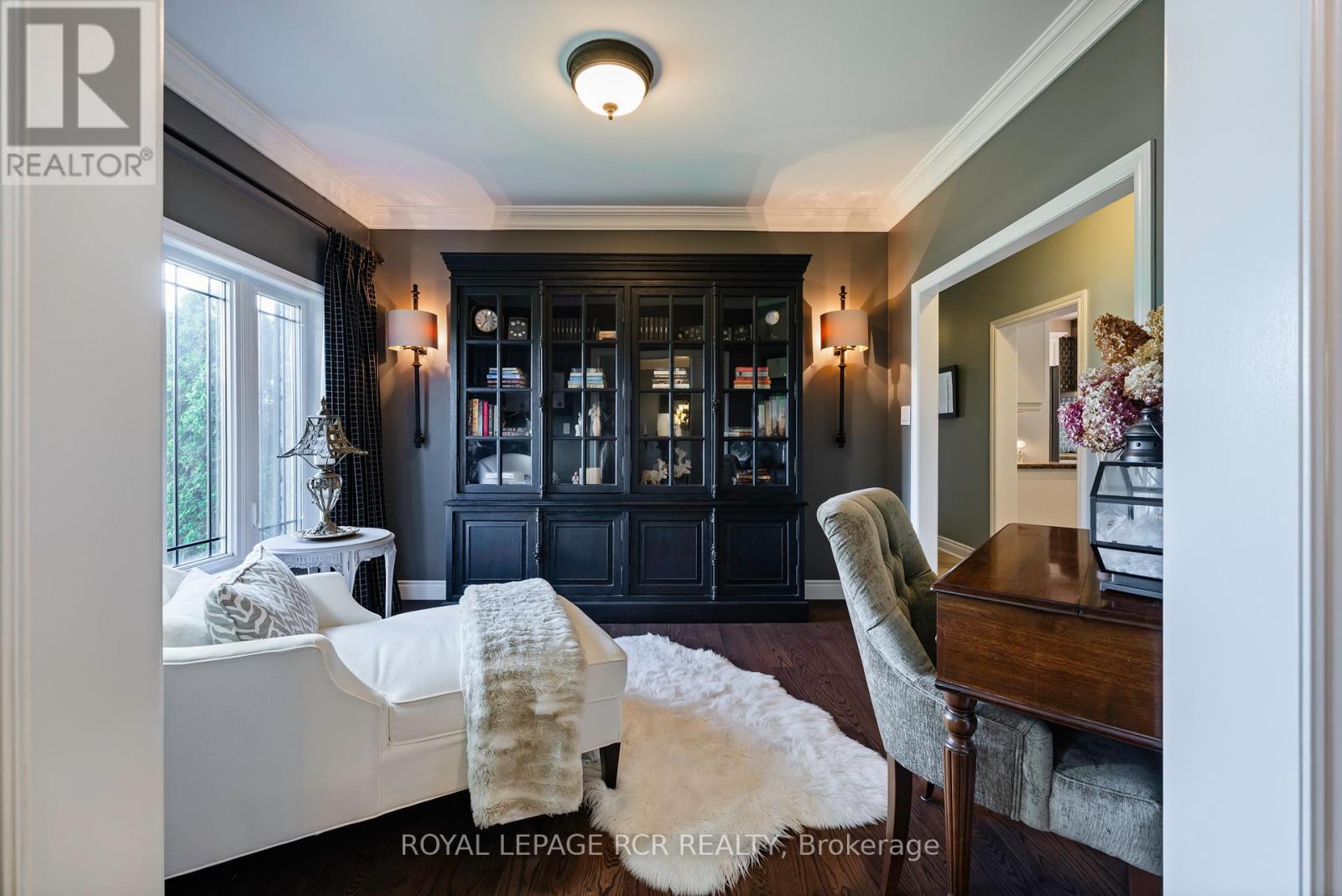 6 BROOKHAVEN CRESCENT - 12