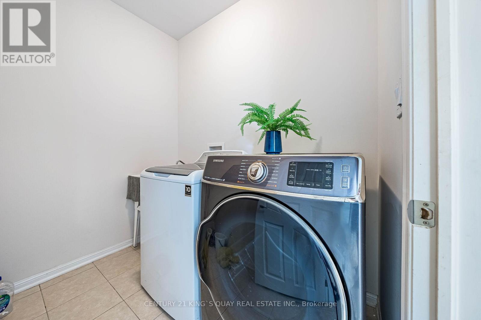 251 CORNELL PARK AVENUE - 17