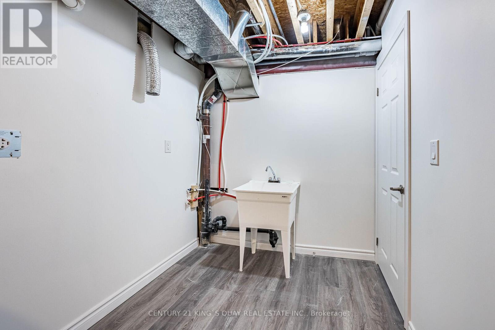 251 CORNELL PARK AVENUE - 48
