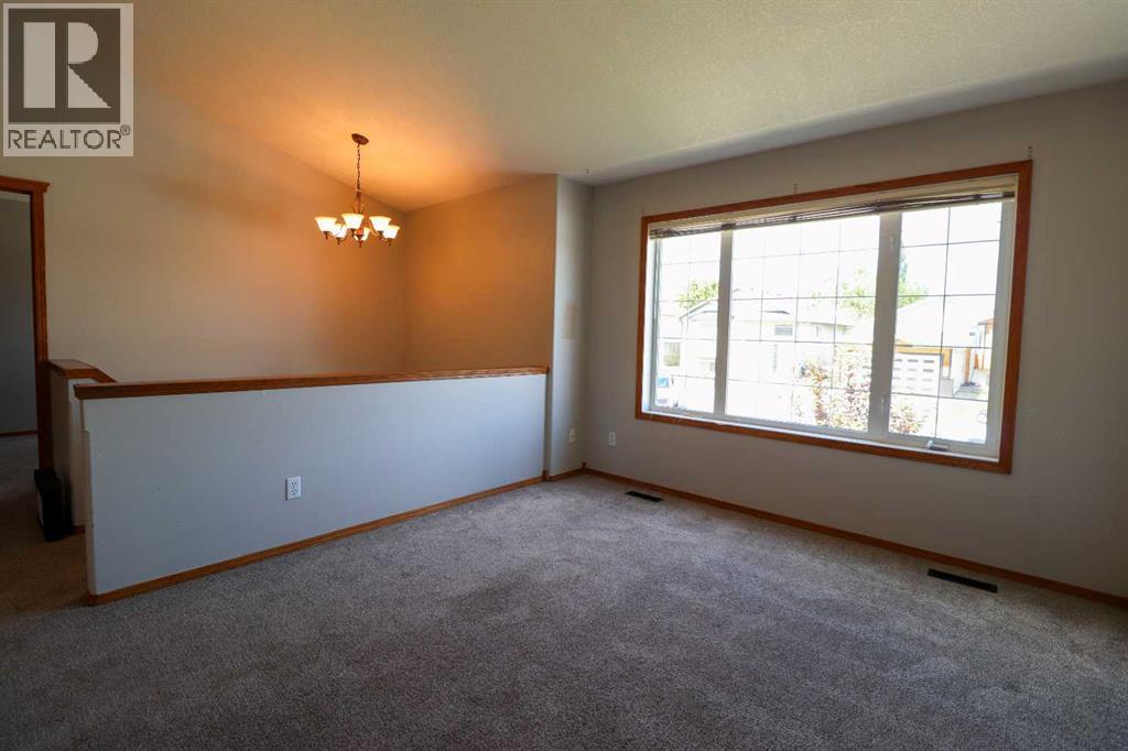 210 Chilcotin Road W - 4