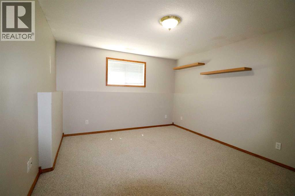 210 Chilcotin Road W - 14