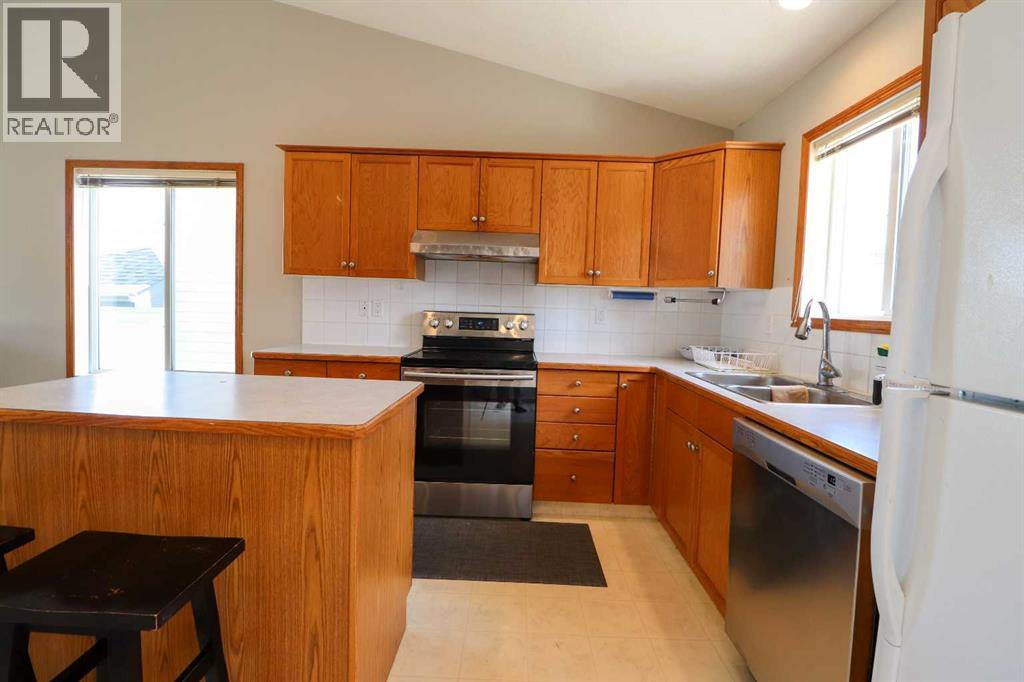210 Chilcotin Road W - 8