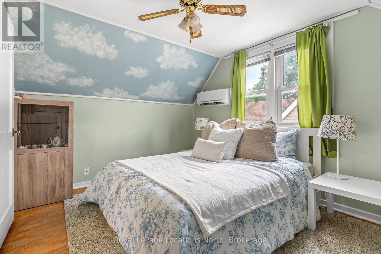 520 MAPLE STREET - 25