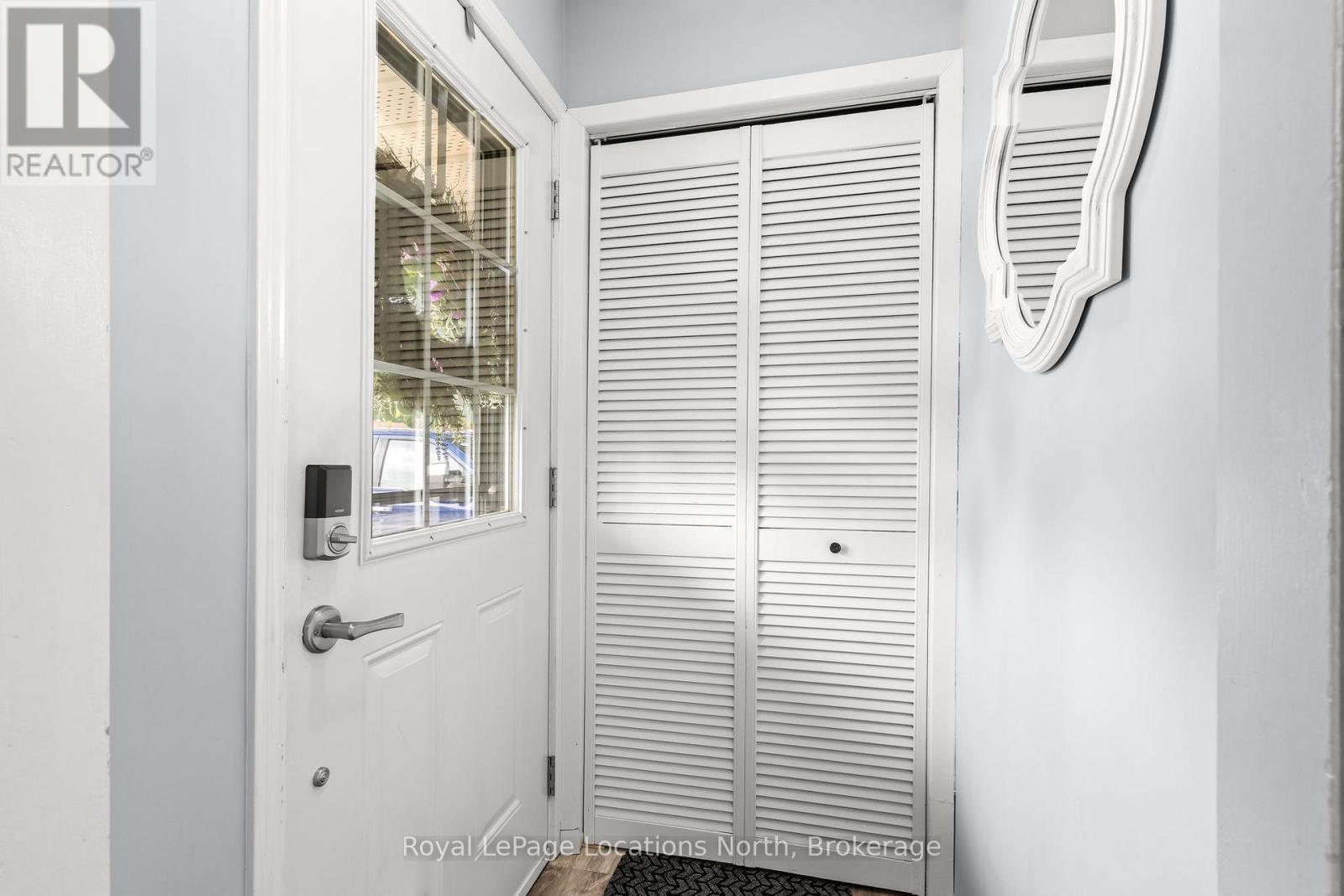 520 MAPLE STREET - 5