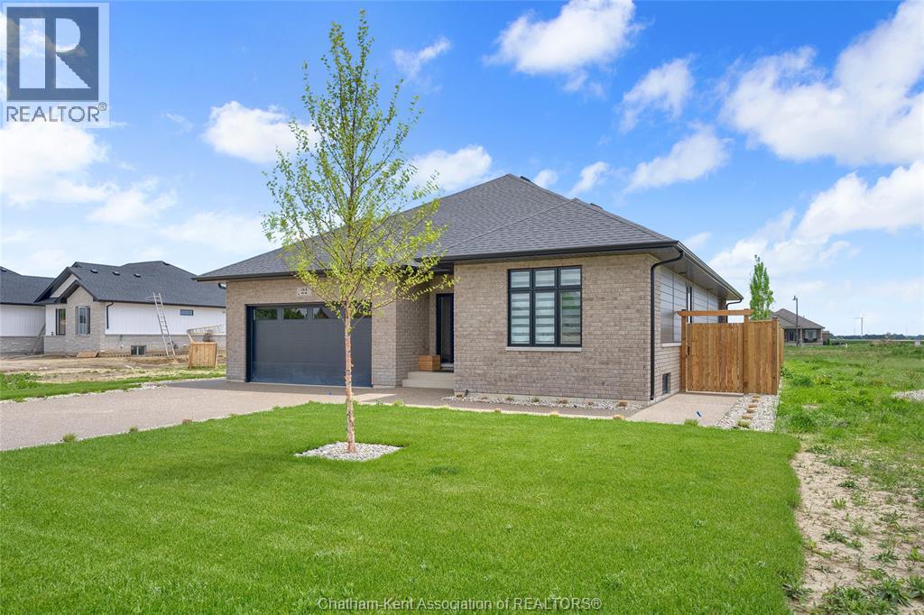 207 Rosewood CRESCENT - 6