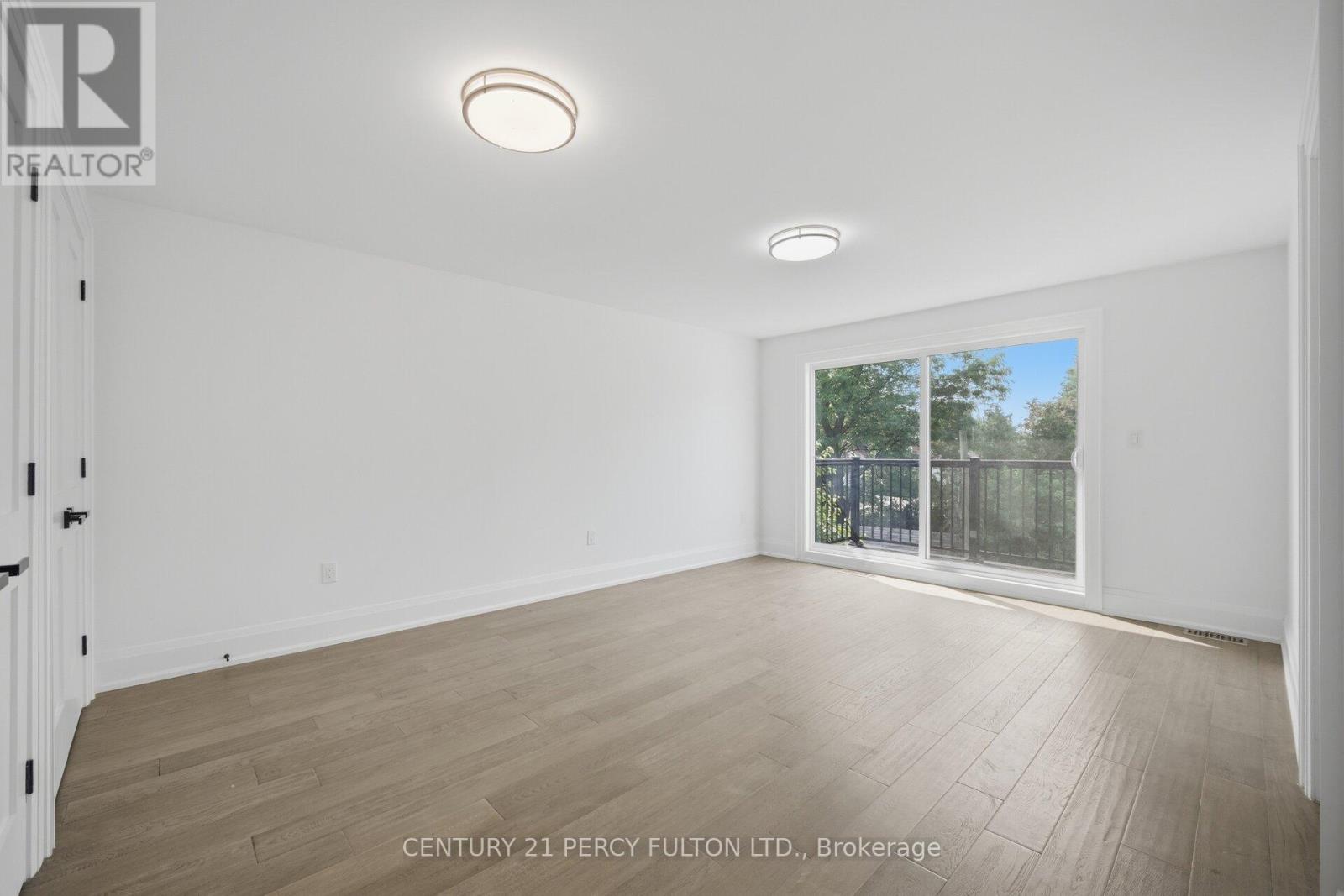 195 DANFORTH ROAD - 23