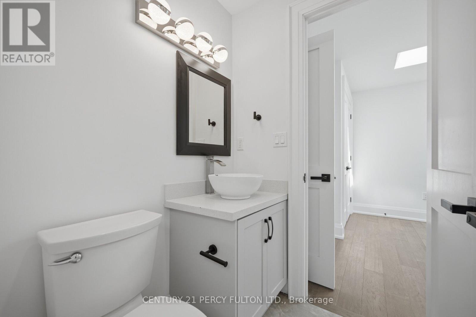 195 DANFORTH ROAD - 29