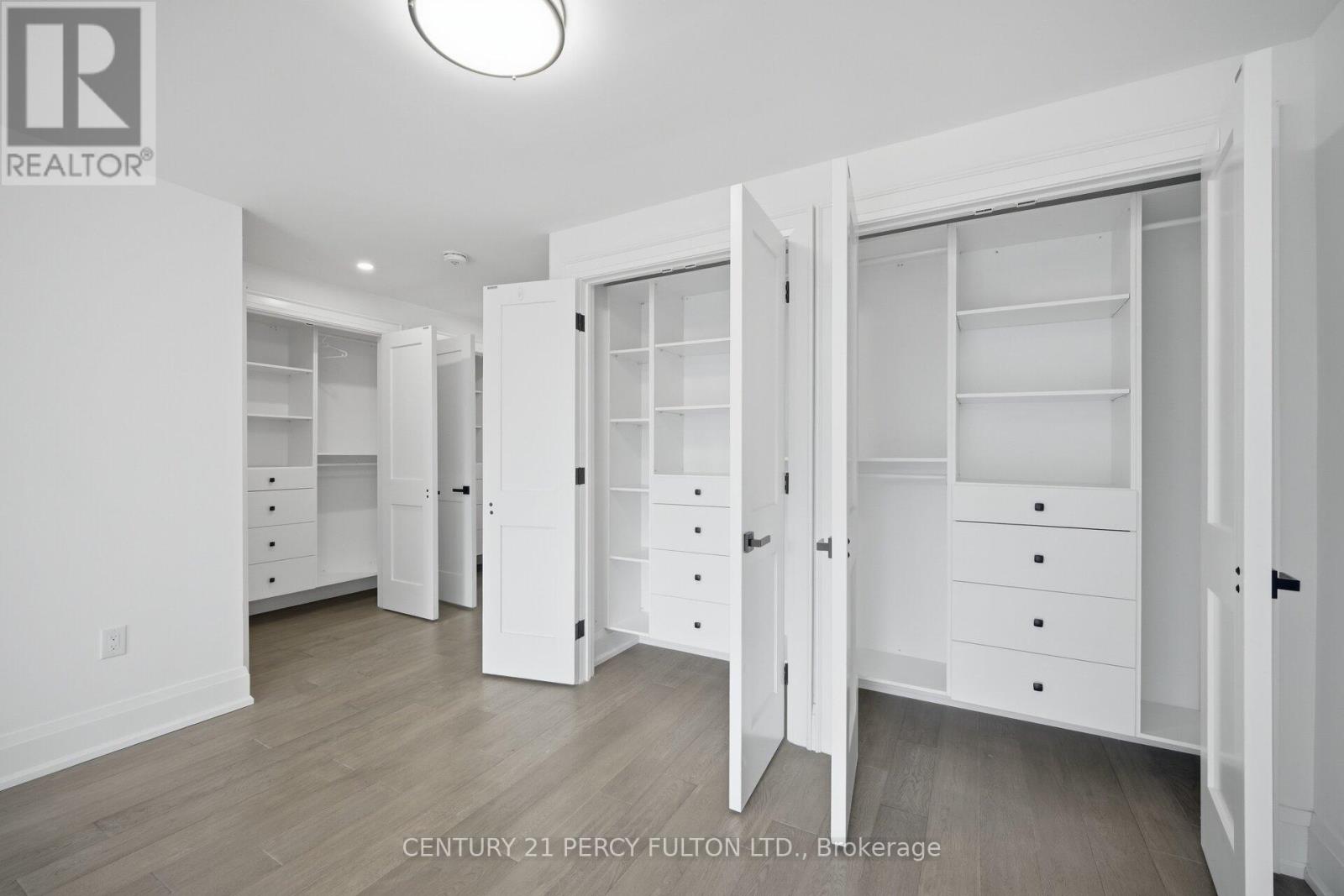 195 DANFORTH ROAD - Image 32